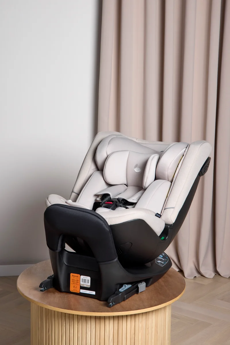 Beemoo Rotate i-Size bilbarnstol – roterbar i-Size